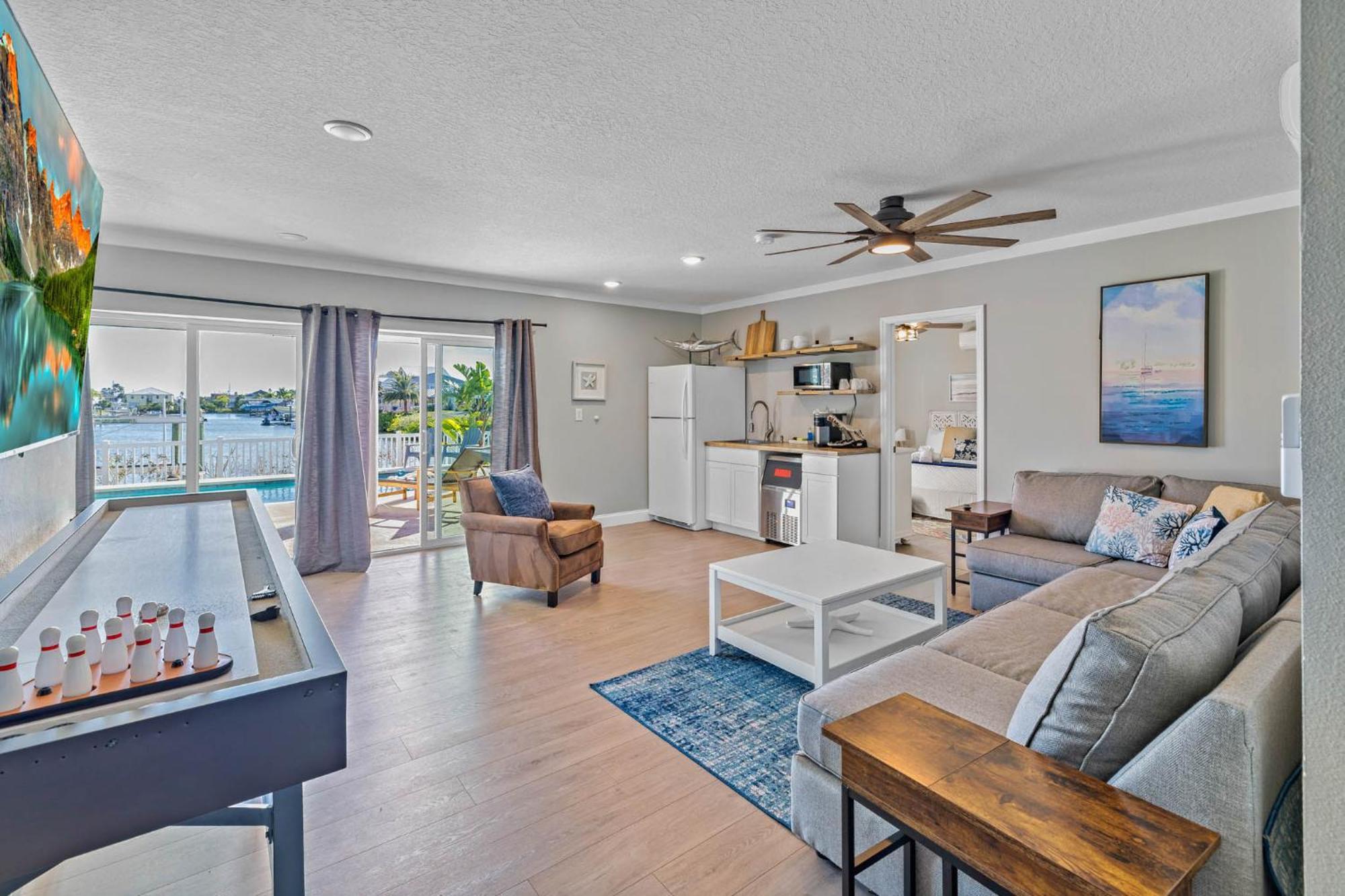 5 Bed3Bath Waterfront Pool Home With Full Gym, Office, And Heated Pool! Hernando Beach Exteriör bild