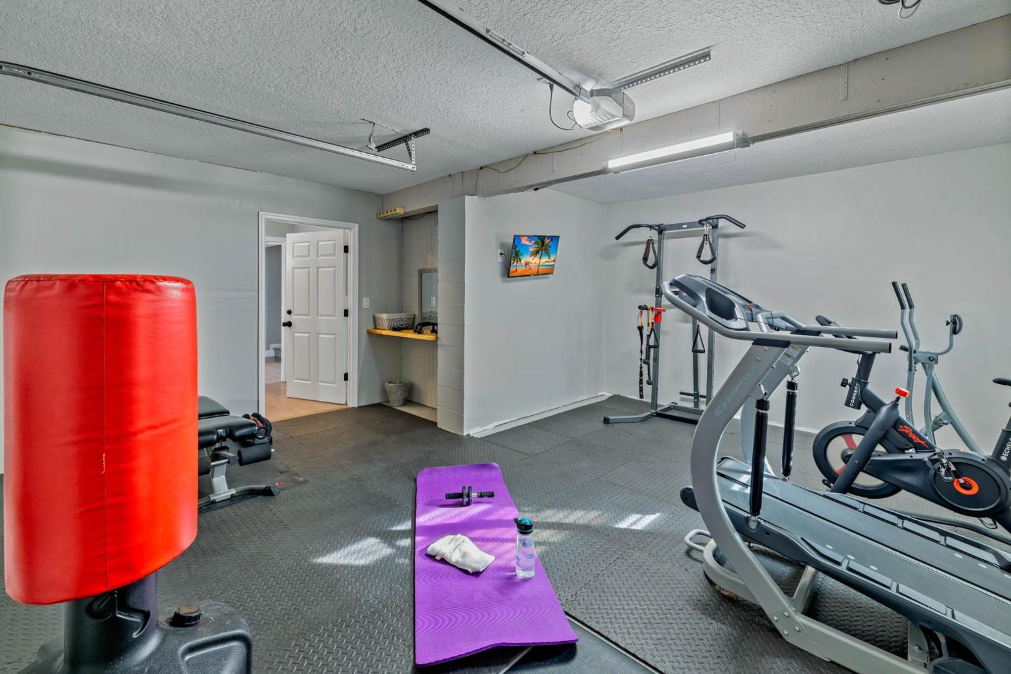 5 Bed3Bath Waterfront Pool Home With Full Gym, Office, And Heated Pool! Hernando Beach Exteriör bild