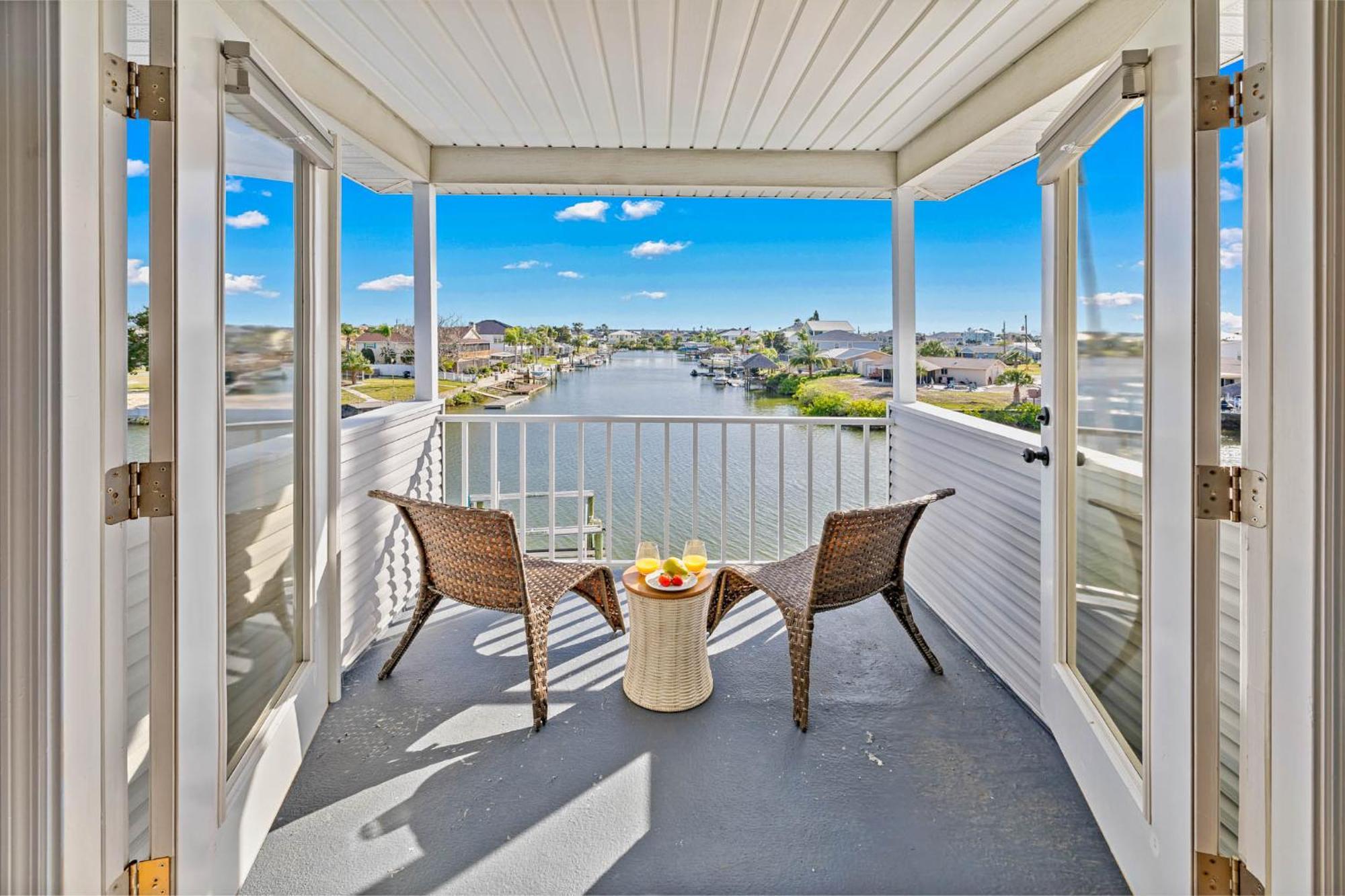 5 Bed3Bath Waterfront Pool Home With Full Gym, Office, And Heated Pool! Hernando Beach Exteriör bild