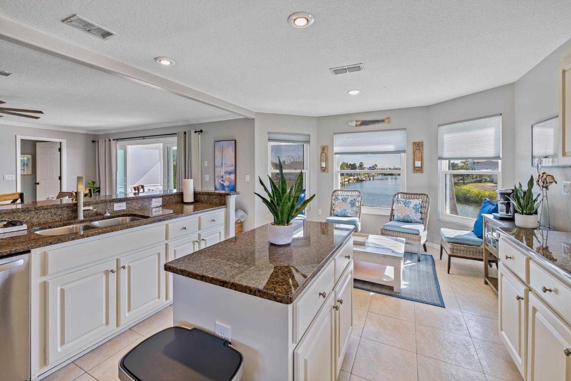 5 Bed3Bath Waterfront Pool Home With Full Gym, Office, And Heated Pool! Hernando Beach Exteriör bild
