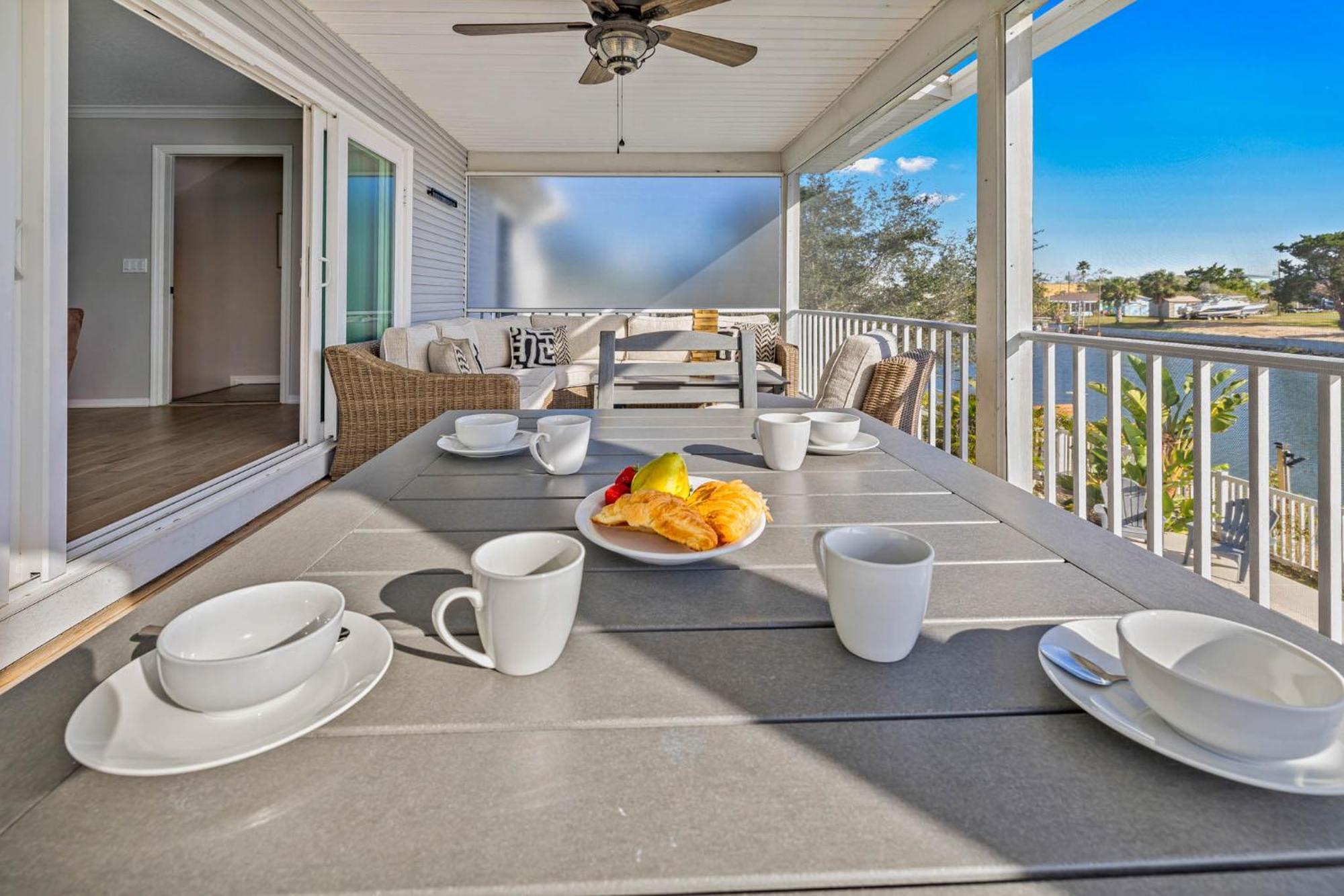 5 Bed3Bath Waterfront Pool Home With Full Gym, Office, And Heated Pool! Hernando Beach Exteriör bild